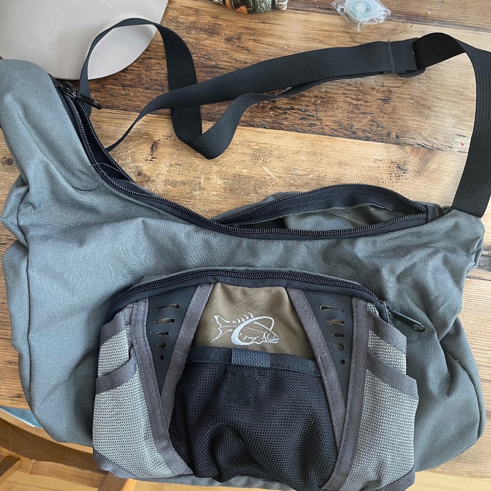 Fishing Bag with 2 Hats, lights and a Head Lamp